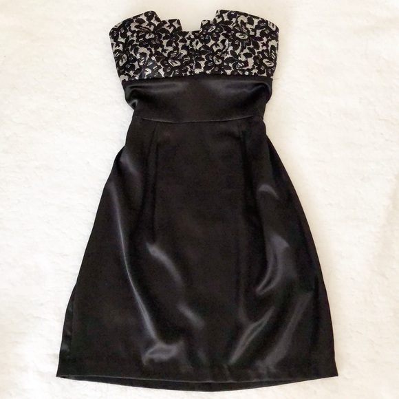 Strapless Cocktail Dress - Picture 4 of 6